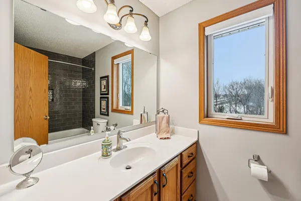 $524,900 | 9000 Parkside Drive, Woodbury, MN 55125