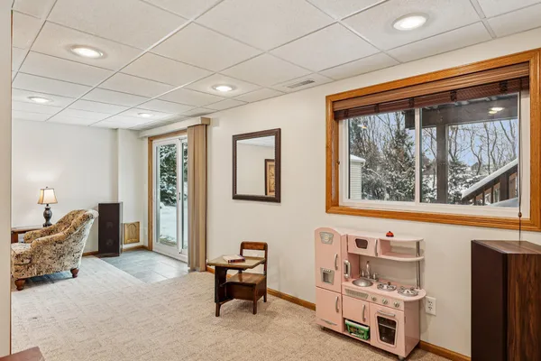 $524,900 | 9000 Parkside Drive, Woodbury, MN 55125