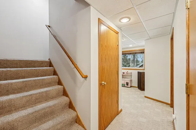 $544,000 | 9000 Parkside Drive, Woodbury, MN 55125