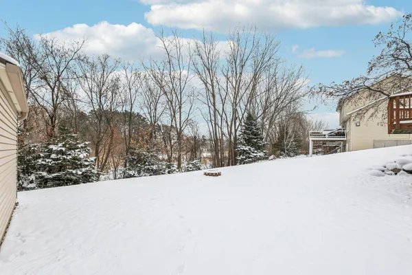 $524,900 | 9000 Parkside Drive, Woodbury, MN 55125