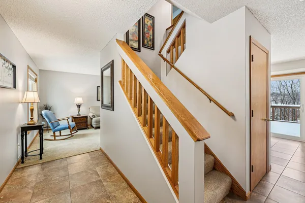 $524,900 | 9000 Parkside Drive, Woodbury, MN 55125