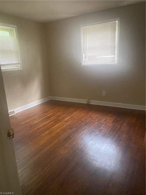 511 Ridgecrest Drive High Point, NC 27262 - Photo 7 of 8 BEDROOM