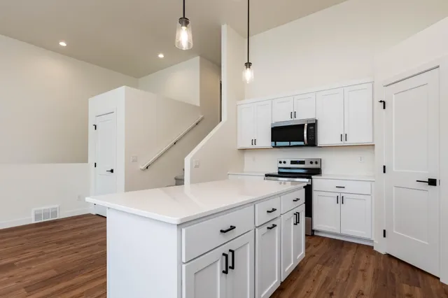 $359,900 | 3734 33rd Street South, Moorhead, MN 56560