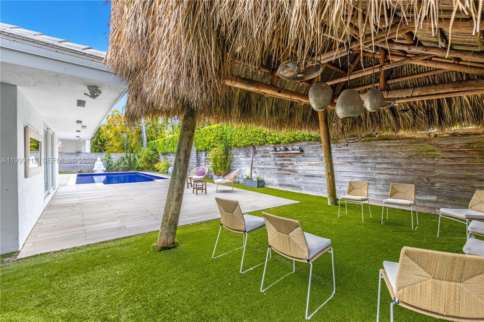 524 Warren Lane Key Biscayne, FL 33149 - Photo 2 of 61