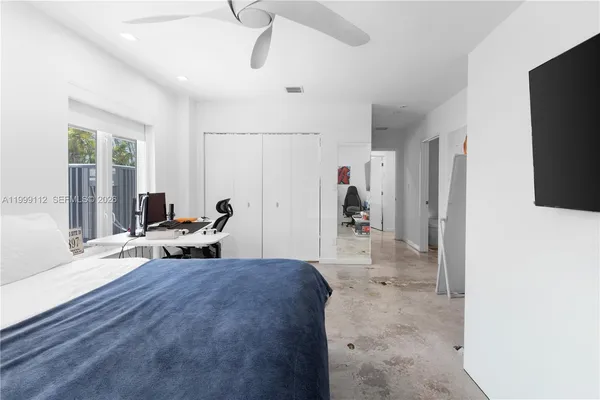$3,850,000 | 524 Warren Lane, Key Biscayne, FL 33149