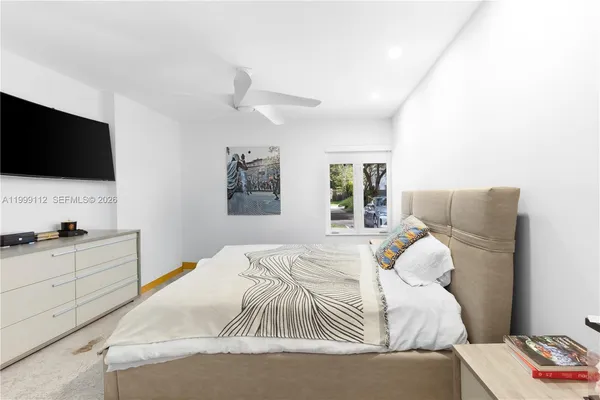 $3,850,000 | 524 Warren Lane, Key Biscayne, FL 33149