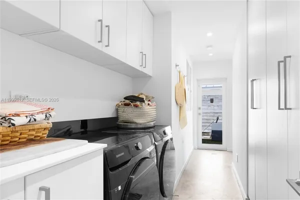 $3,850,000 | 524 Warren Lane, Key Biscayne, FL 33149