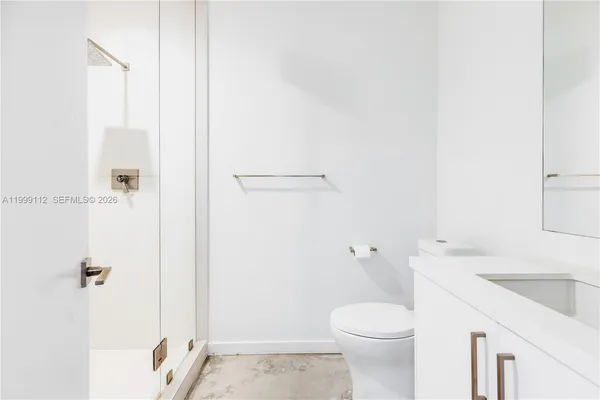 $3,850,000 | 524 Warren Lane, Key Biscayne, FL 33149