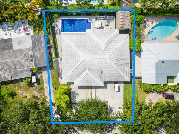 $3,850,000 | 524 Warren Lane, Key Biscayne, FL 33149