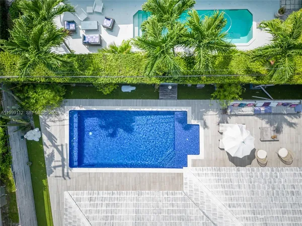 $3,850,000 | 524 Warren Lane, Key Biscayne, FL 33149
