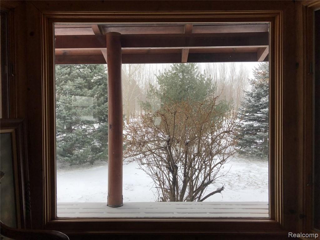 14210 Masters Road Allenton, MI 48002 - Photo 7 of 31 GR window.JPG