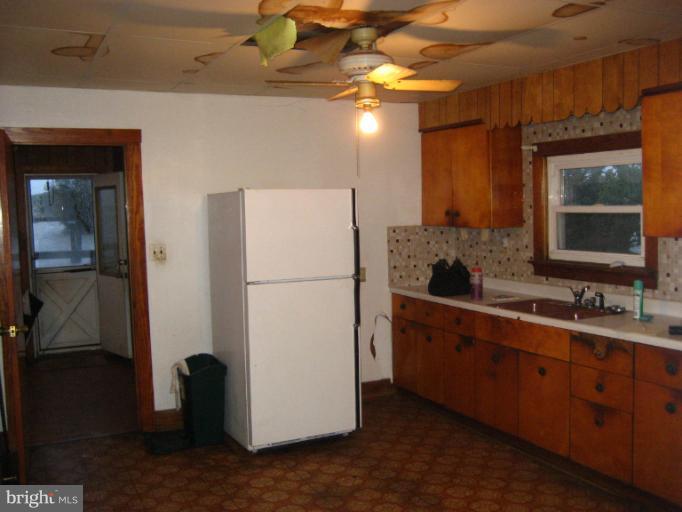 7244 River Drive Road Edgemere, MD 21219 - Photo 1 of 8 Kitchen