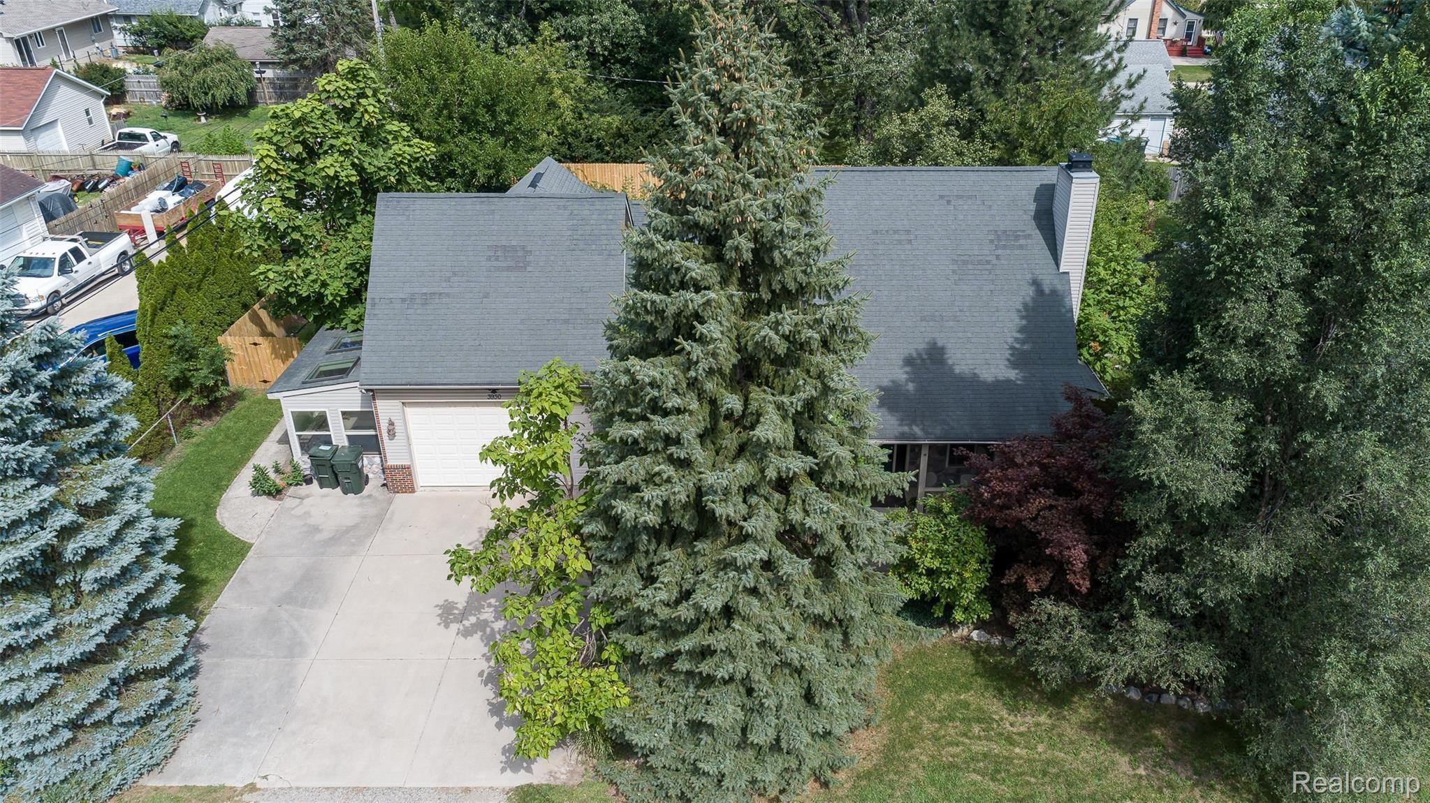 3930 Dunning Road Rochester, MI 48309 - Photo 2 of 49