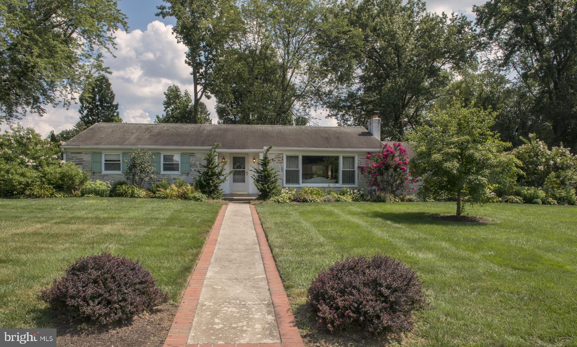 3873 Martin Road Huntingdon Valley, PA 19006 - Photo 2 of 33 Gallery Image 2