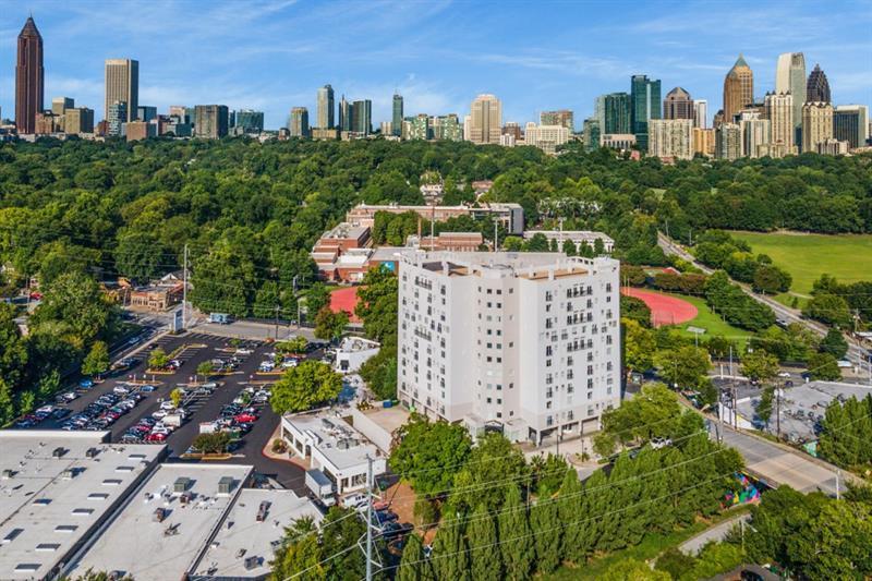 587 Virginia Avenue Northeast, Unit 605 Atlanta, GA 30306 - Photo 27 of 32