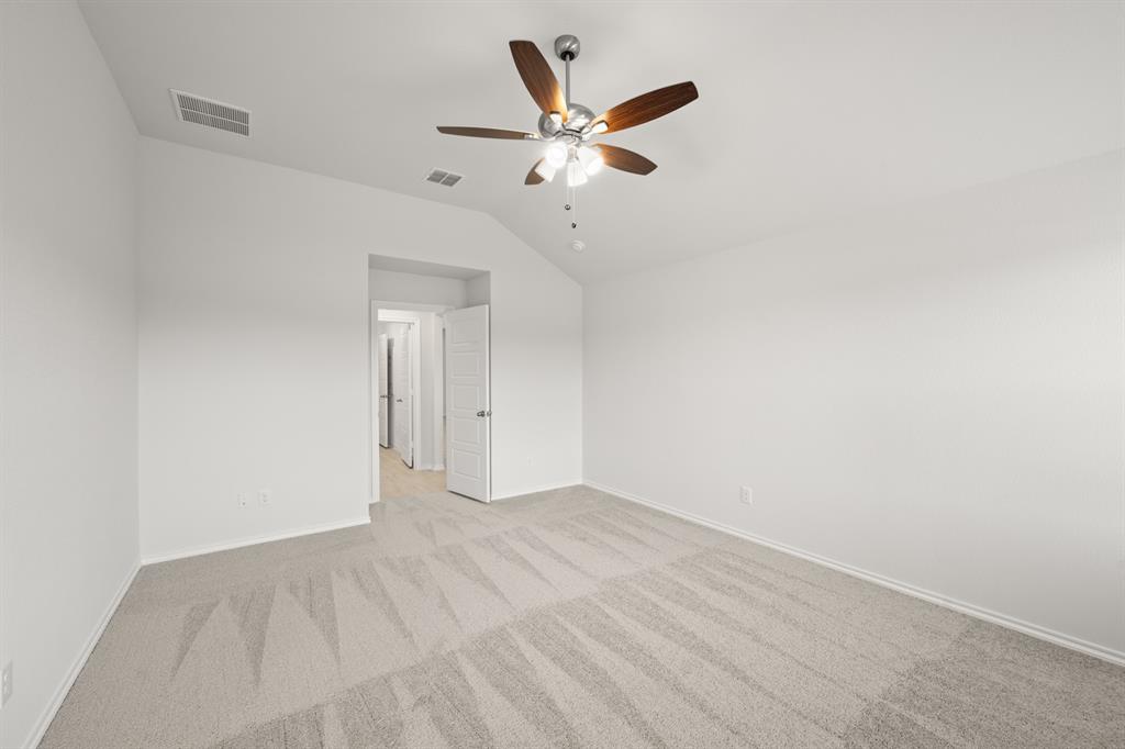 1184 Oak Spring Drive Burleson, TX 76028 - Photo 19 of 27