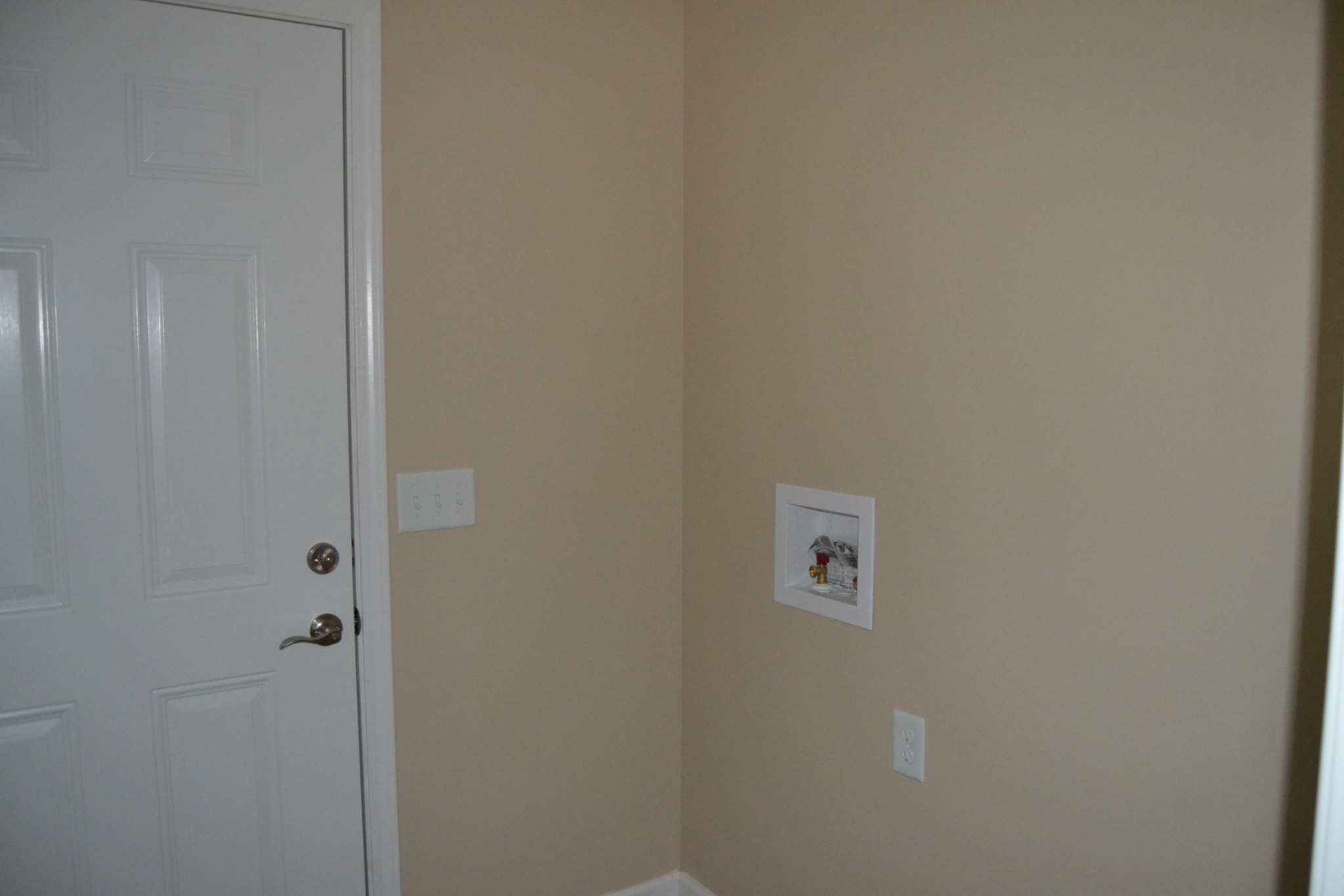 41 York Road Crossville, TN 38555 - Photo 7 of 17 a view of a hallway