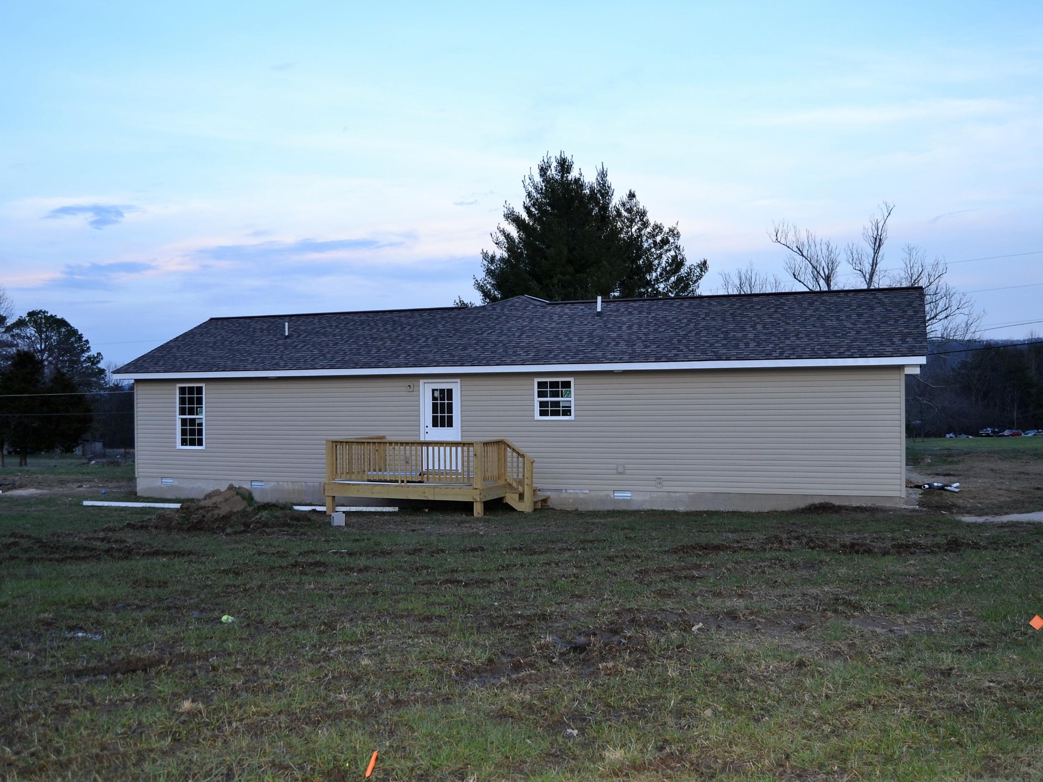 41 York Road Crossville, TN 38555 - Photo 8 of 17 a view of a house with backyard