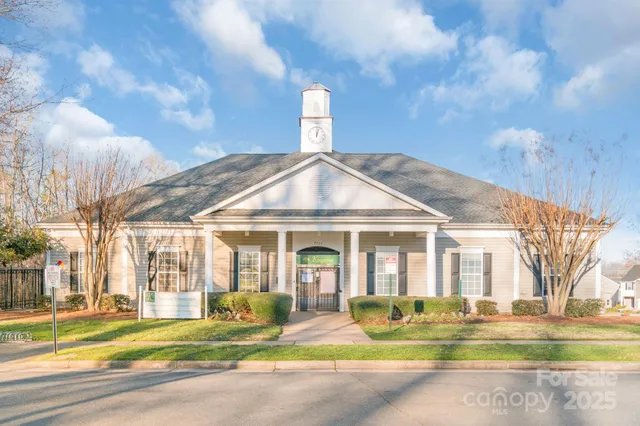 $358,000 | 2009 Amos Oaks Lane, Charlotte, NC 28215