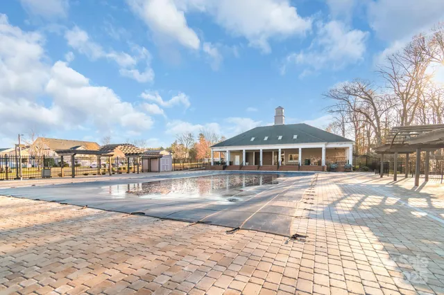 $358,000 | 2009 Amos Oaks Lane, Charlotte, NC 28215