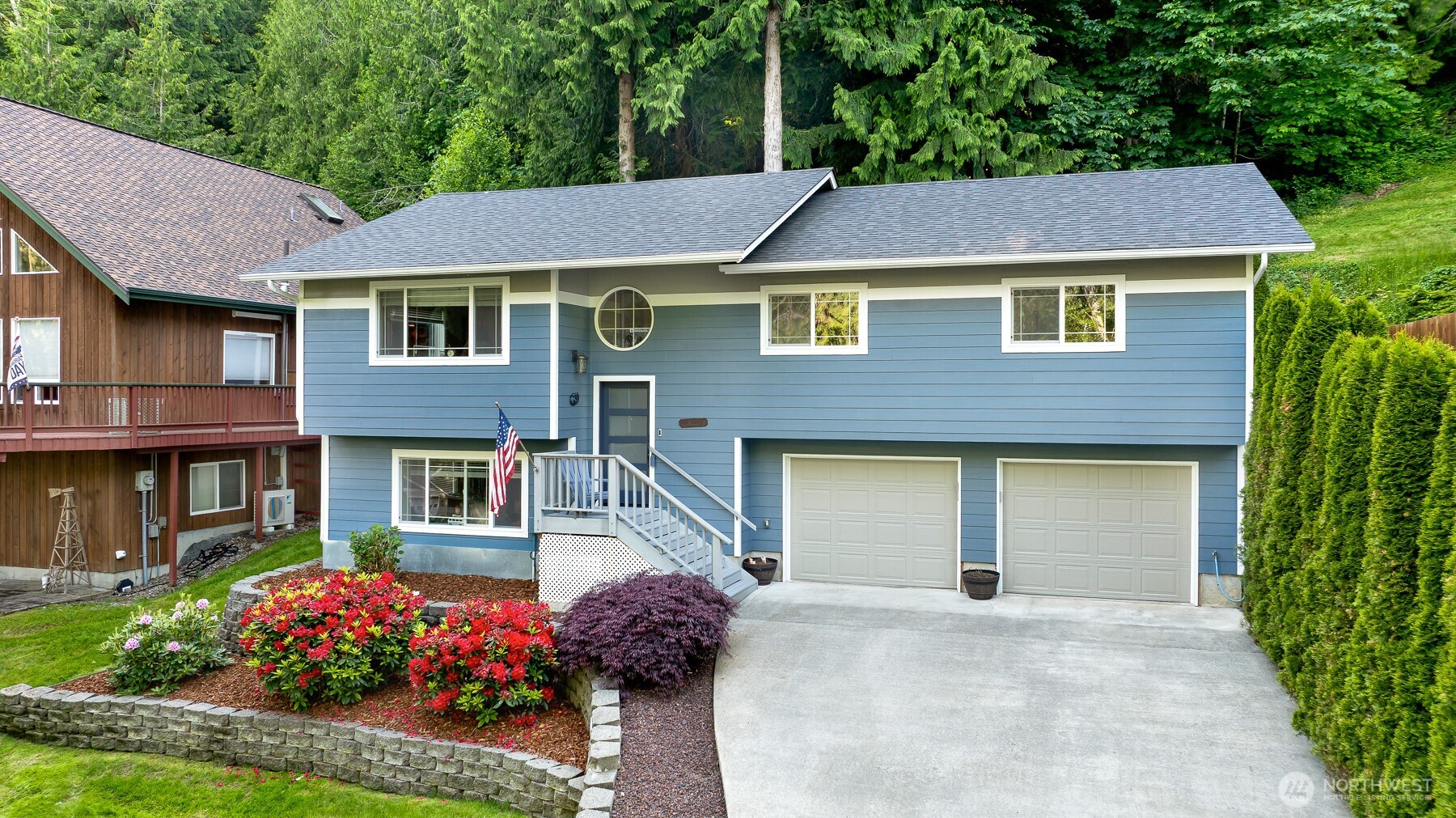 649 Summit Place Sedro-Woolley, WA 98284 - Photo 2 of 40