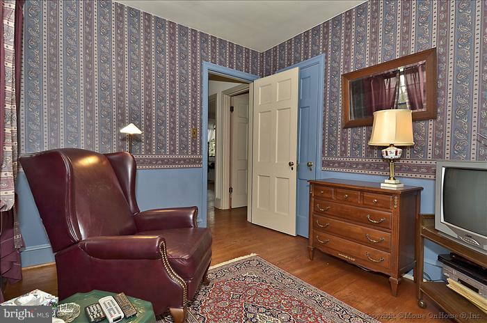 9413 Thornhill Road Silver Spring, MD 20901 - Photo 14 of 27 Bedroom