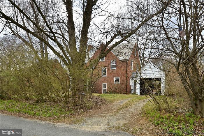 9413 Thornhill Road Silver Spring, MD 20901 - Photo 26 of 27 Exterior (General)