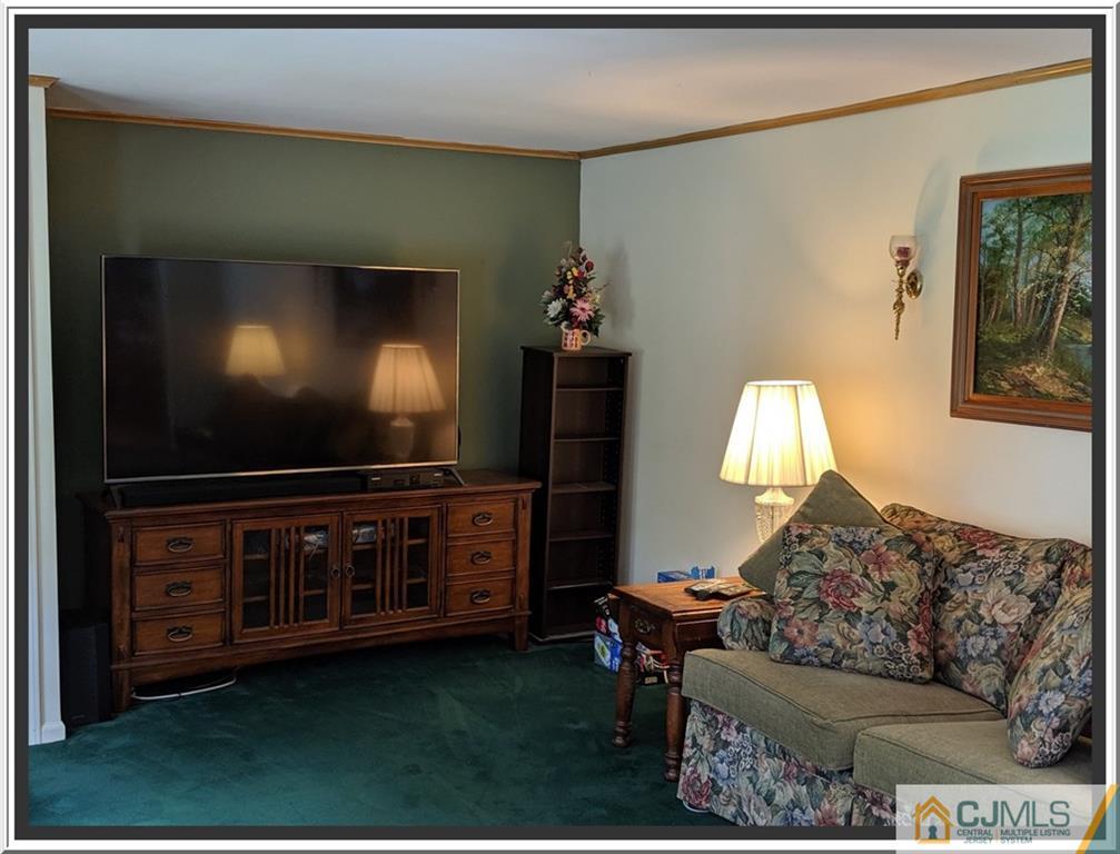 549 Ashland Road Middlesex, NJ 08846 - Photo 11 of 25 Gallery Image 11