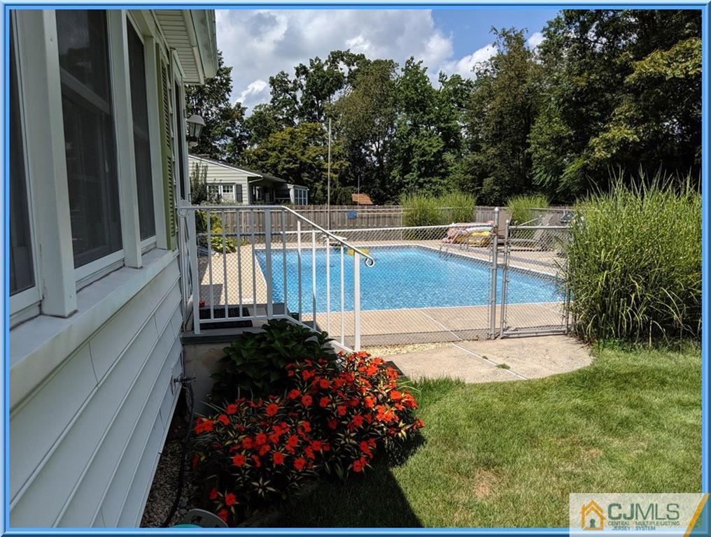 549 Ashland Road Middlesex, NJ 08846 - Photo 24 of 25 Gallery Image 24