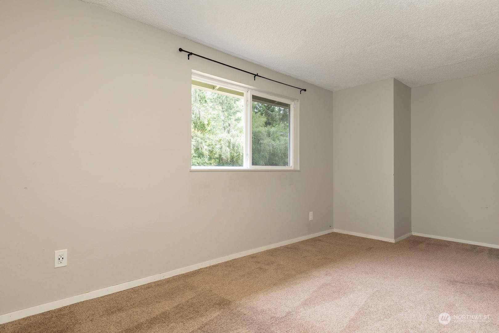 16217 128th Place Southeast Renton, WA 98058 - Photo 17 of 27 Gallery Image 17
