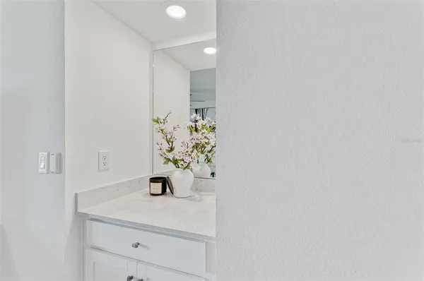 $3,100 | 5685 Palmer Circle, Unit 105, Bradenton, FL 34211