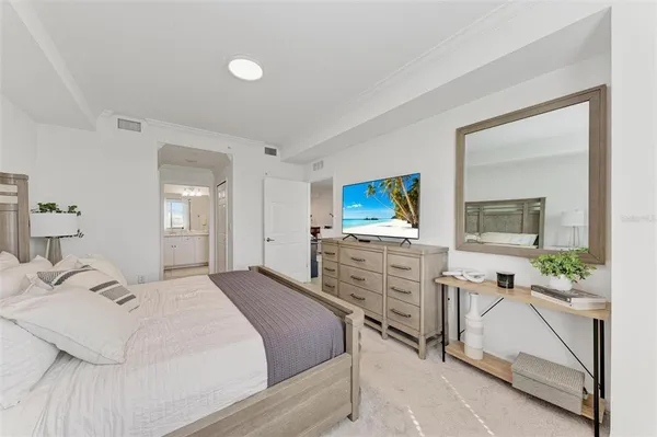 $3,100 | 5685 Palmer Circle, Unit 105, Bradenton, FL 34211