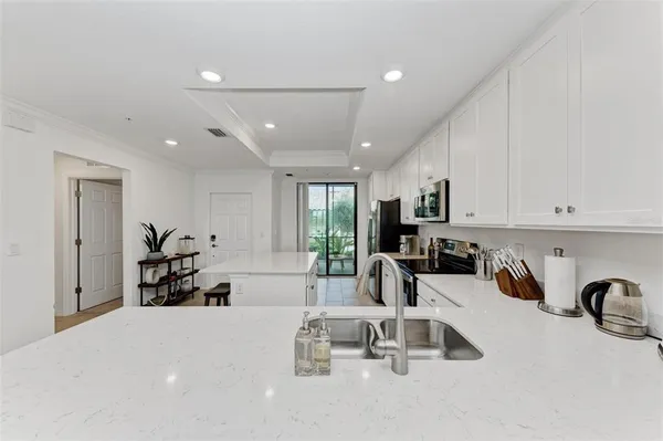 $3,100 | 5685 Palmer Circle, Unit 105, Bradenton, FL 34211