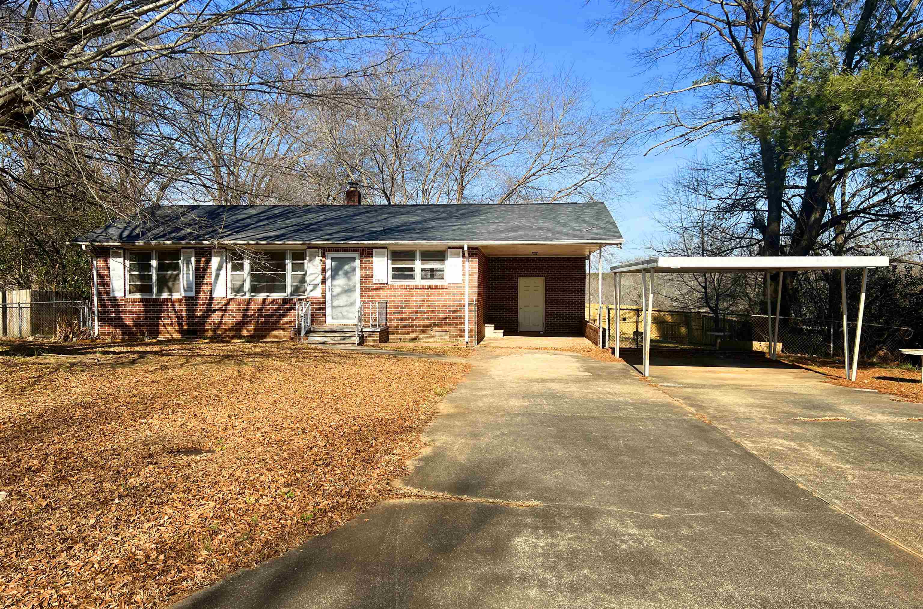 118 State Rd S-42-2823 Inman, SC 29349 - Photo 1 of 9