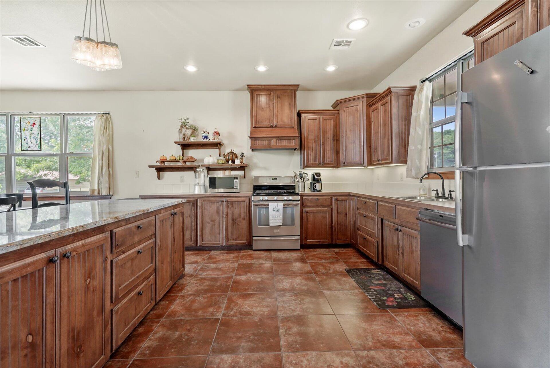 2130 East 4675 Road Pryor, OK 74361 - Photo 18 of 52 07-2130 E 4675 Rd-132