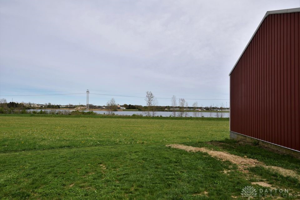 1320 South Bird Road Springfield, OH 45505 - Photo 3 of 5