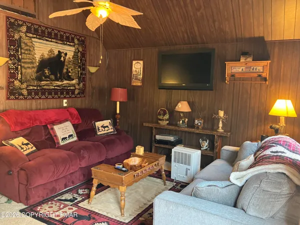 $199,900 | 23 Willow Way, Albrightsville, PA 18210