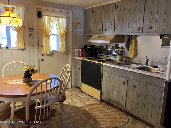 $199,900 | 23 Willow Way, Albrightsville, PA 18210