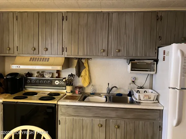 $199,900 | 23 Willow Way, Albrightsville, PA 18210