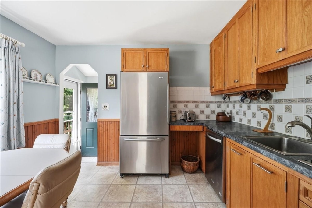 7 Hornbeam Road Scituate, MA 02066 - Photo 18 of 39