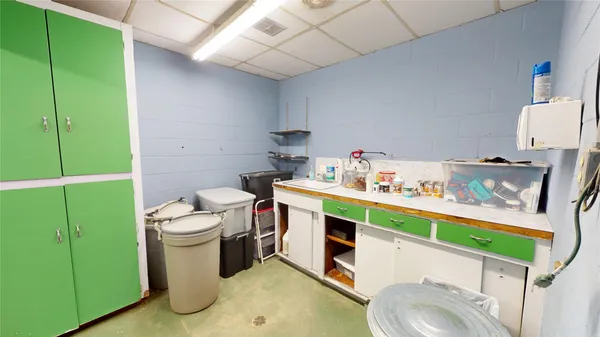 a view of a pathway of a building