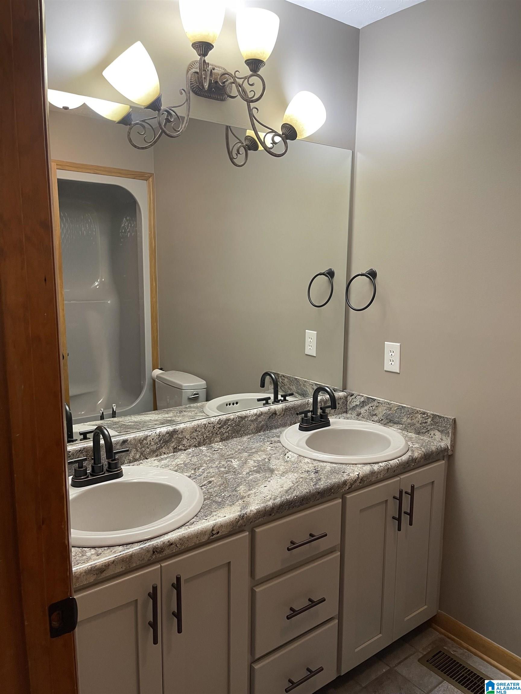 380 Chapel Road Warrior, AL 35180 - Photo 15 of 29