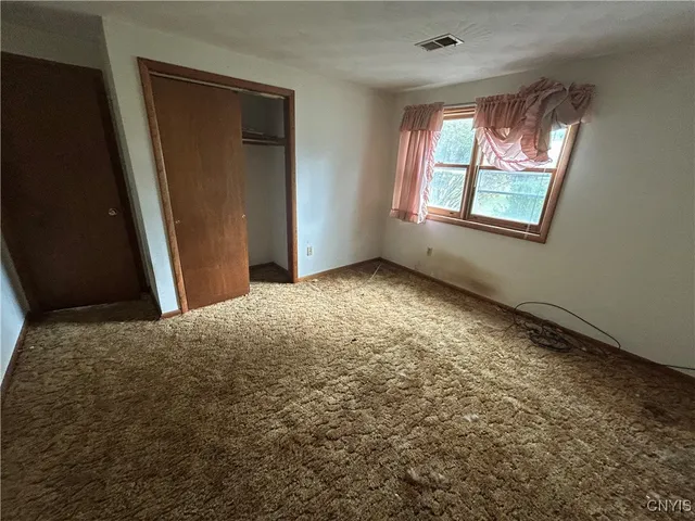 $170,000 | 9 Anderson Circle, Auburn, NY 13021