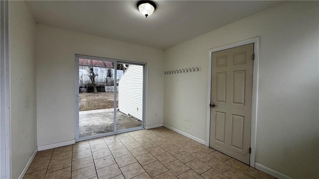 14 Palm Street North Providence, RI 02904 - Photo 8 of 12