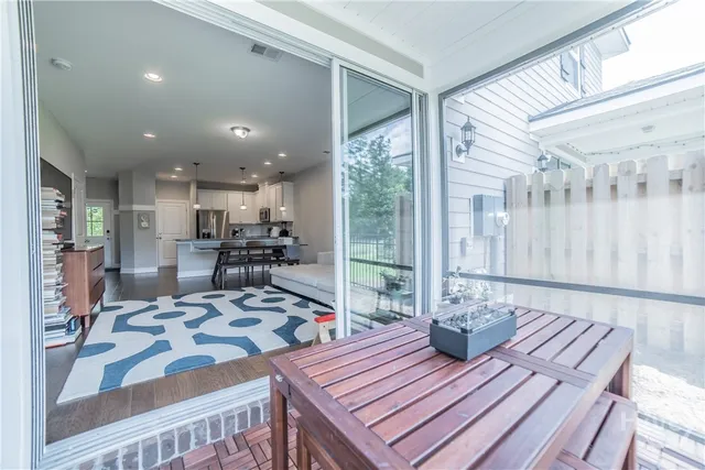 $1,900 | 226 Lake Lily Drive, Richmond Hill, GA 31324