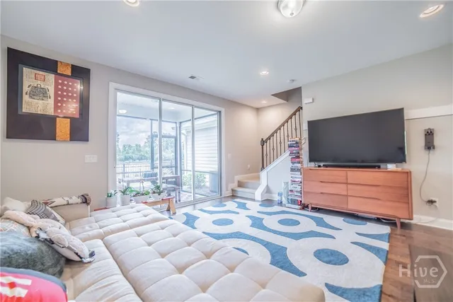 $1,900 | 226 Lake Lily Drive, Richmond Hill, GA 31324