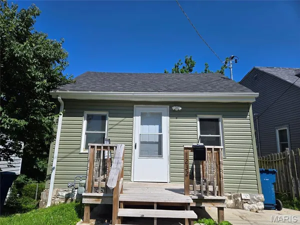 $68,500 | 1232 Rodemeyer Street, Alton, IL 62002