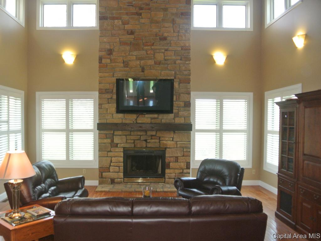 1826 Sellars Road Murrayville, IL 62668 - Photo 13 of 30