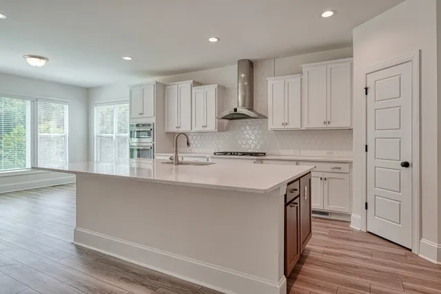 $774,900 | 727 Enoree River Place, Greer, SC 29651