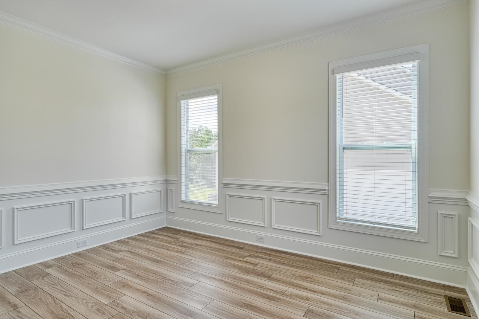 727 Enoree River Place Greer, SC 29651 - Photo 4 of 50